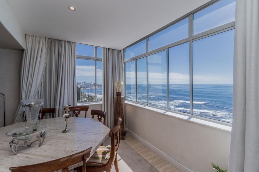 3 Bedroom Property for Sale in Sea Point Western Cape